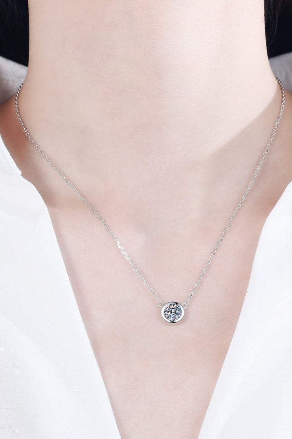 1 Carat Round Diamond Pendant Necklace