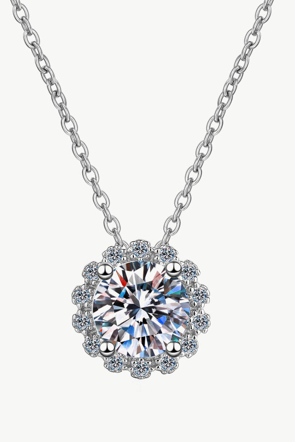 1 Carat Diamond Flower-Shaped Pendant Necklace